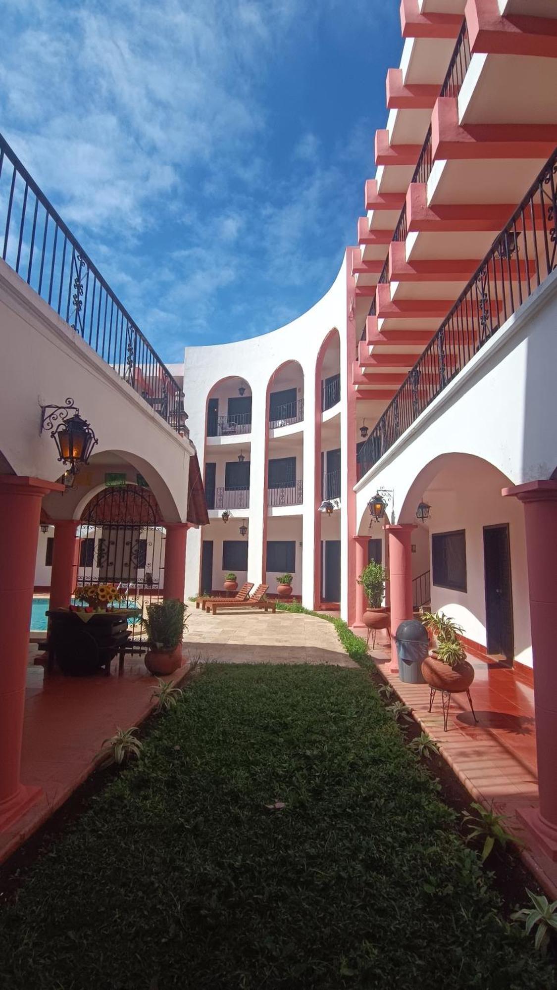 ואיאדוליד Hotel Zaci מראה חיצוני תמונה